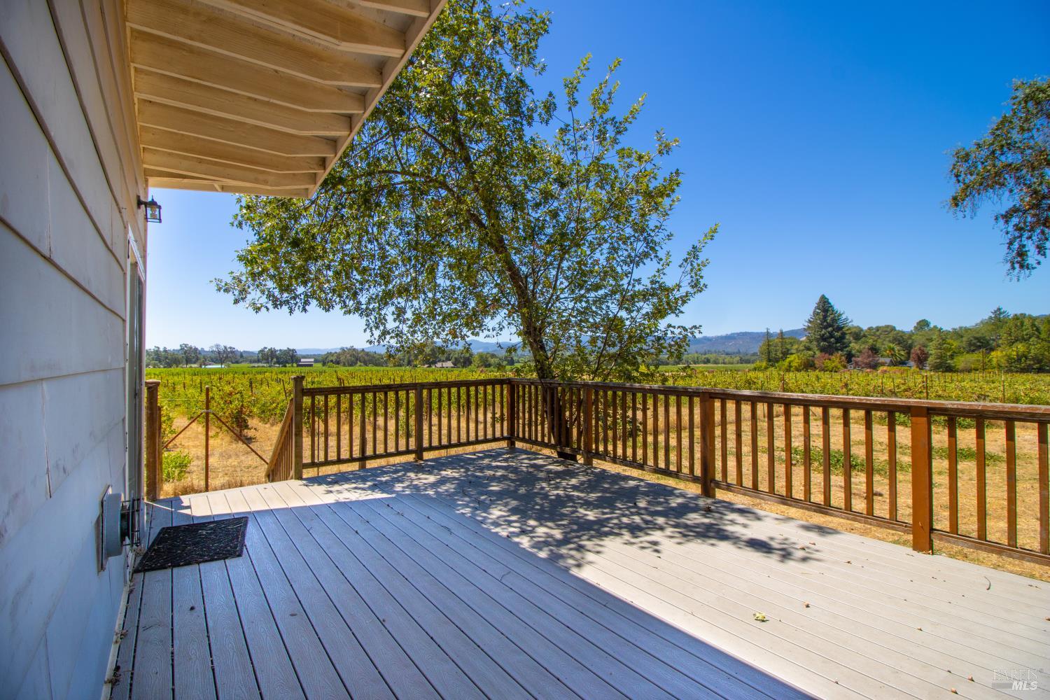2901-2903 Road I Redwood Valley CA 95470