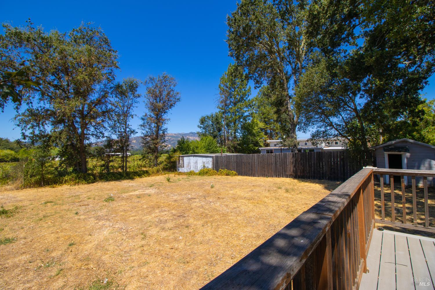 2901-2903 Road I Redwood Valley CA 95470