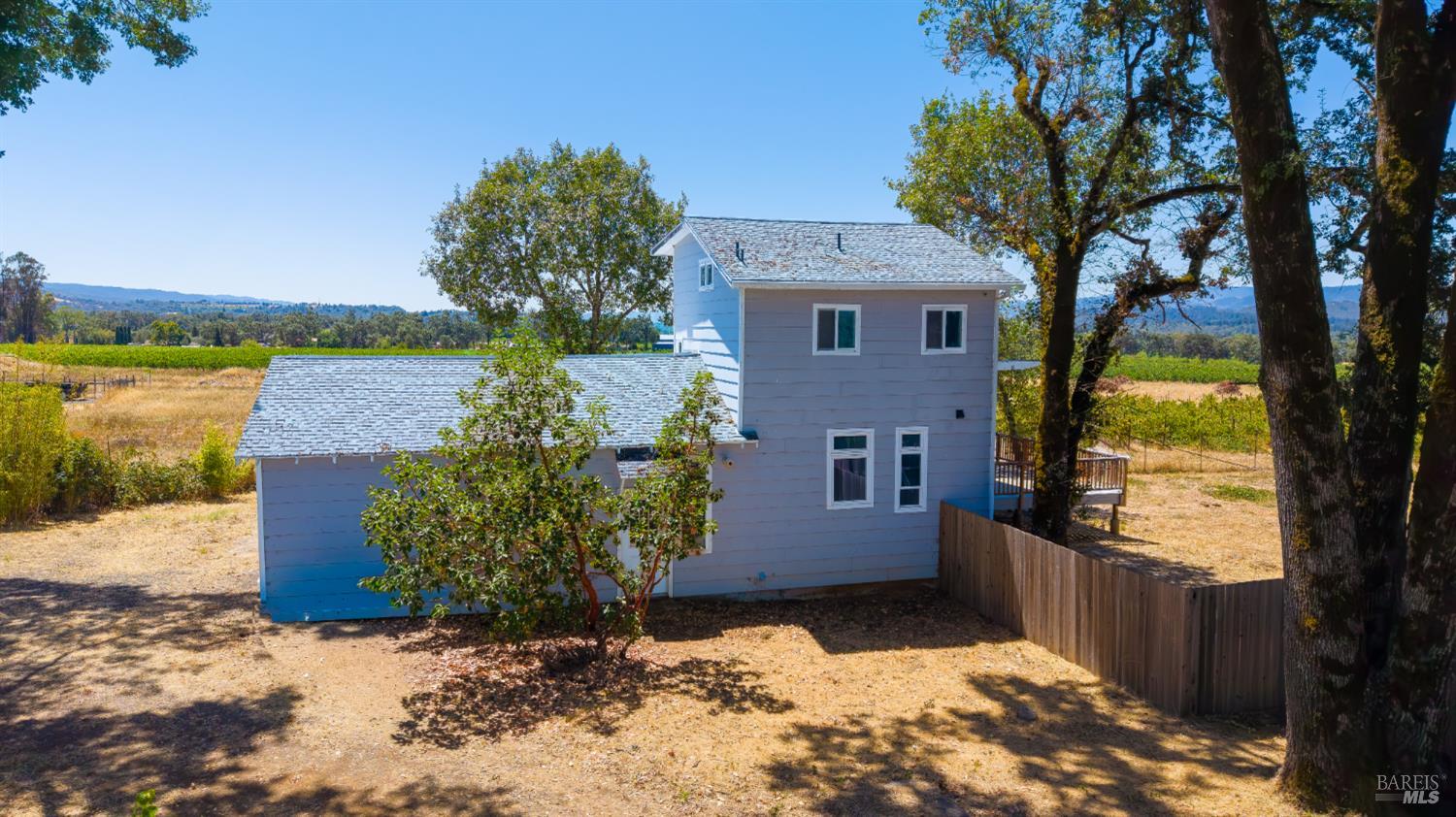 2901-2903 Road I Redwood Valley CA 95470