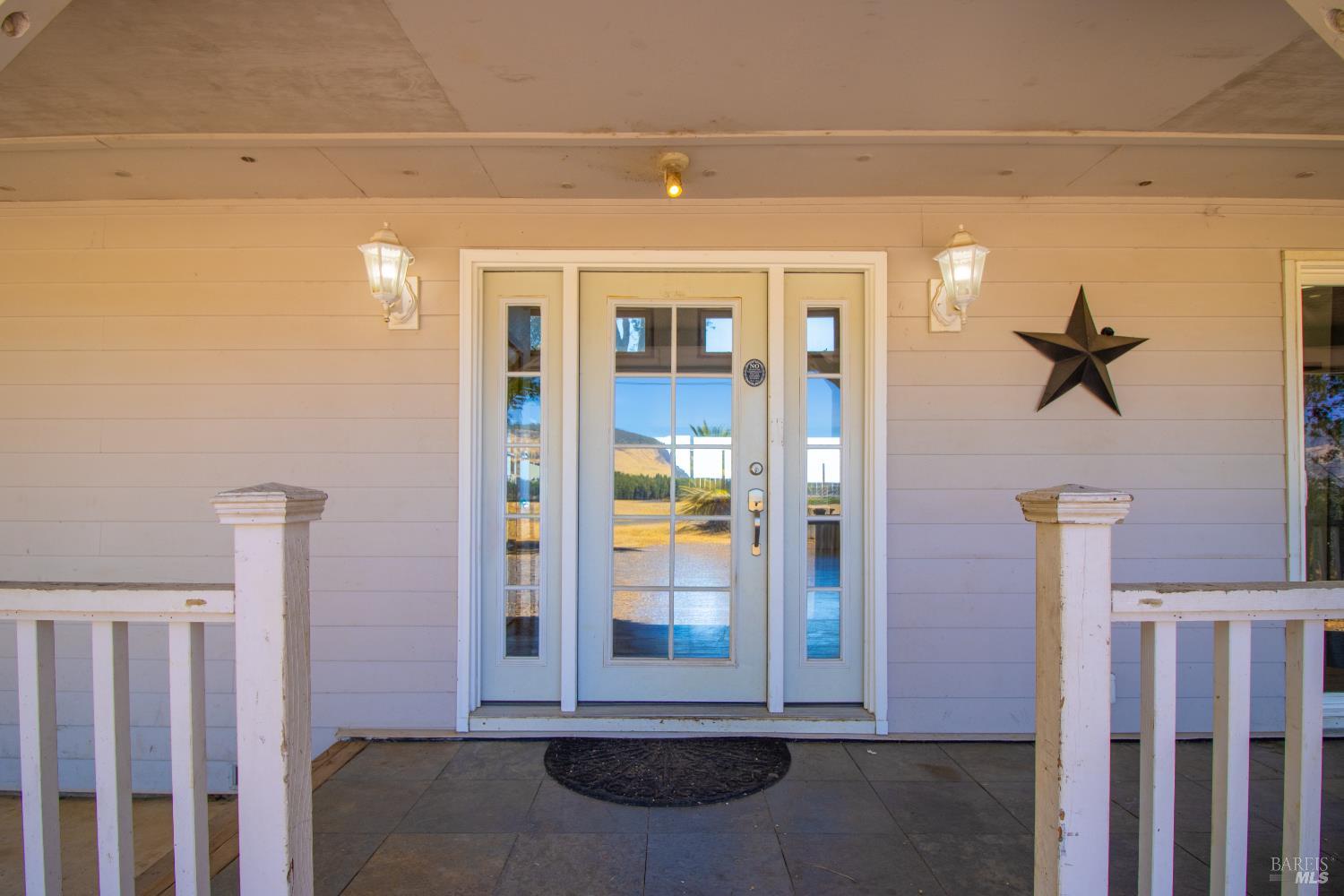 2901-2903 Road I Redwood Valley CA 95470