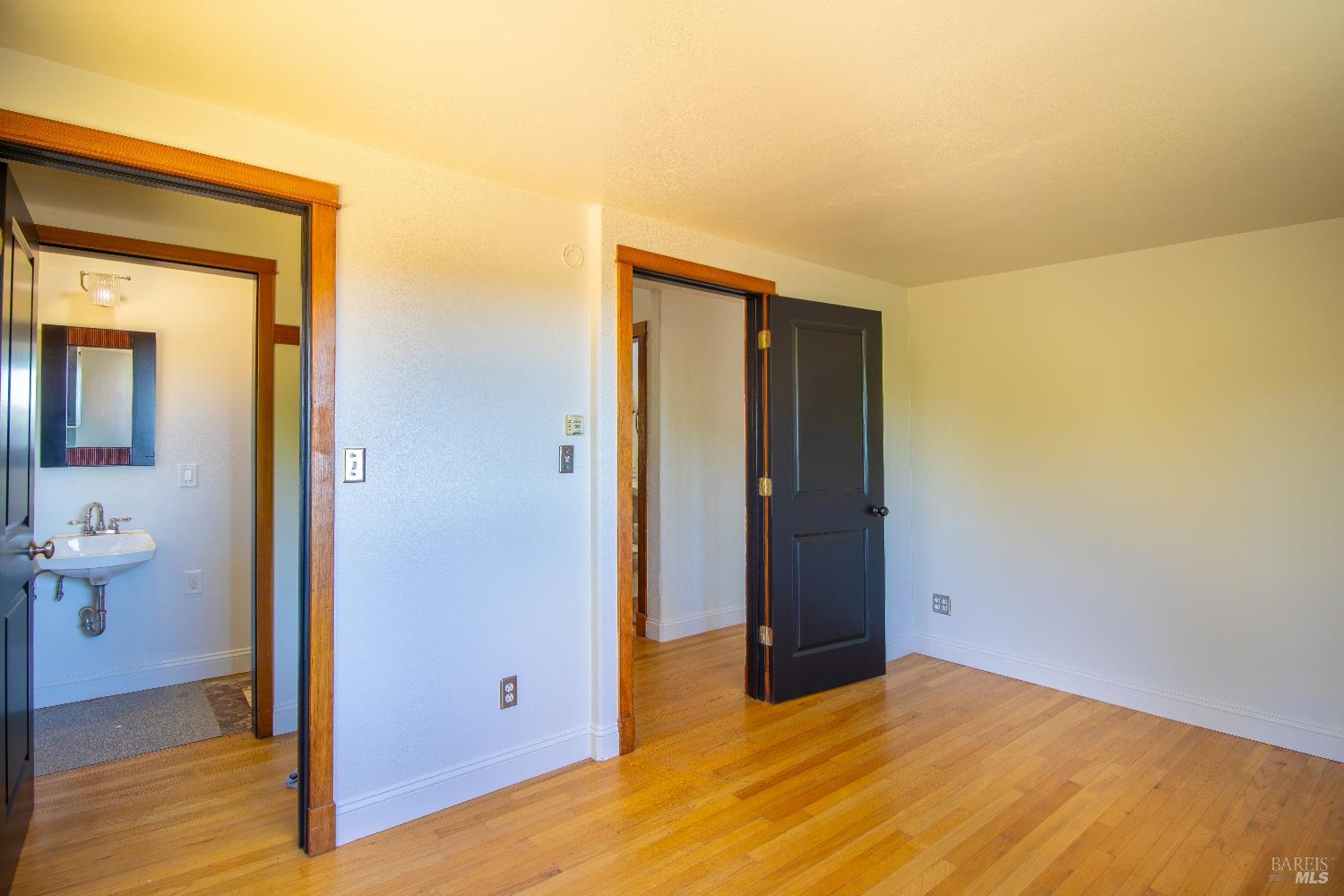 2901-2903 Road I Redwood Valley CA 95470