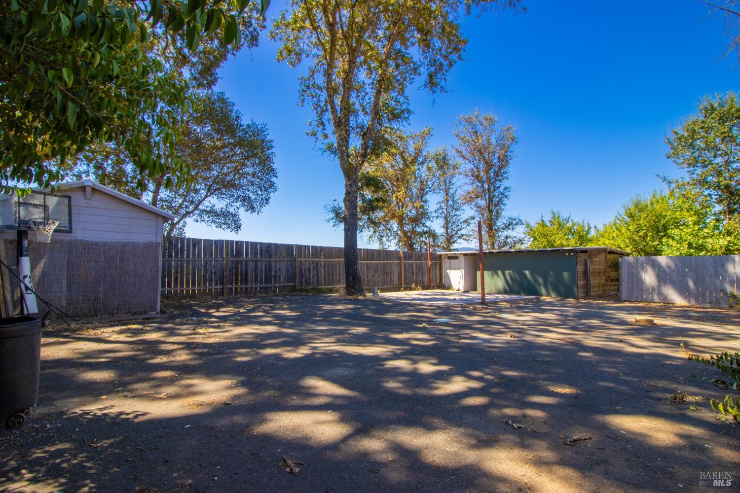 2901-2903 Road I Redwood Valley CA 95470