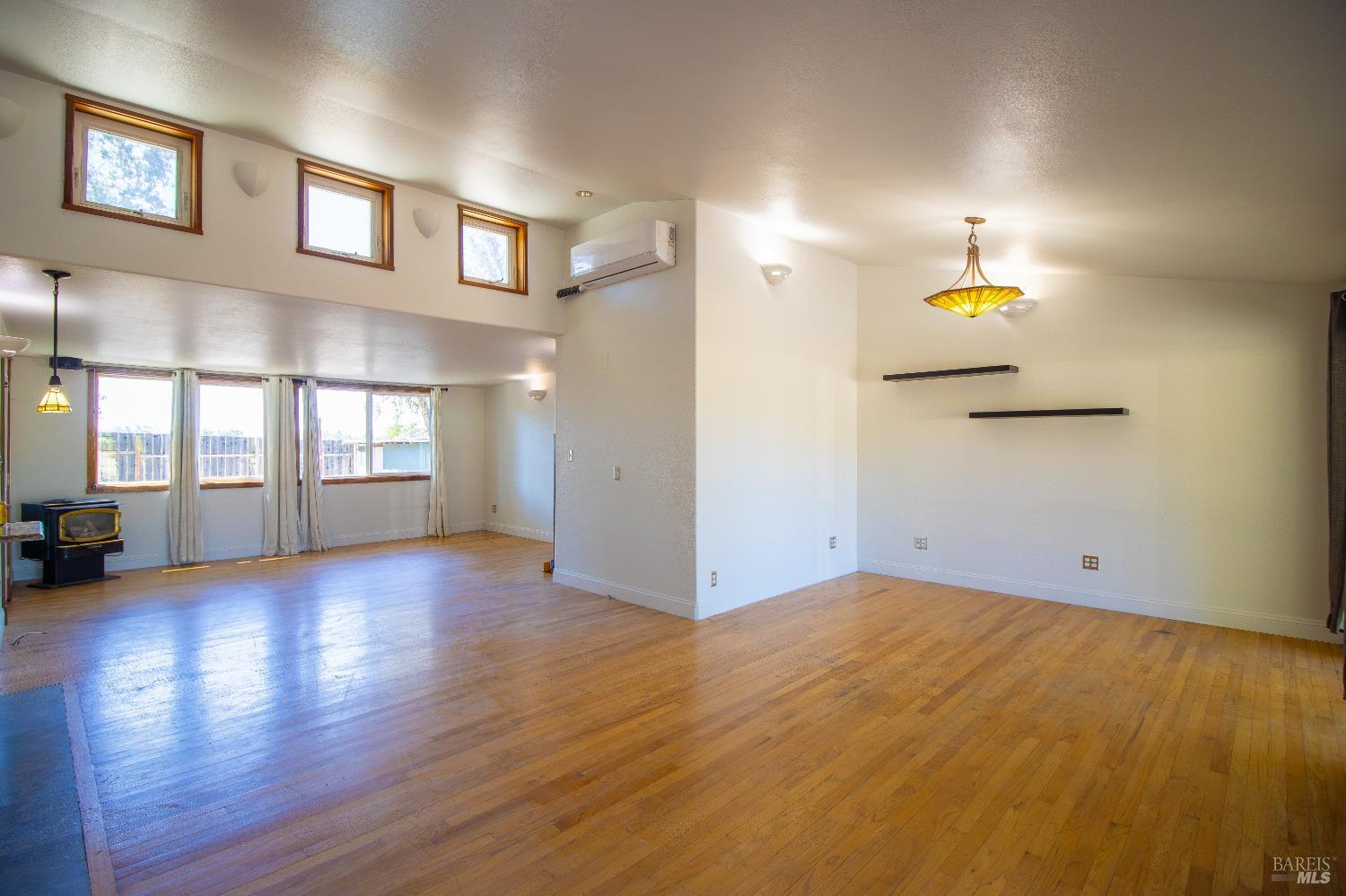 2901-2903 Road I Redwood Valley CA 95470