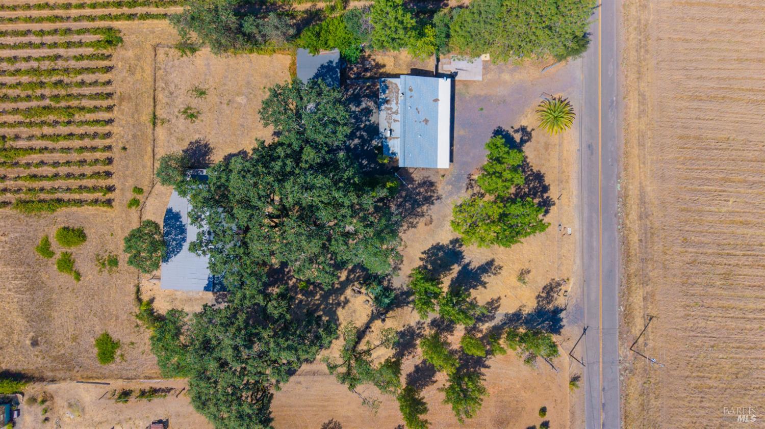2901-2903 Road I Redwood Valley CA 95470