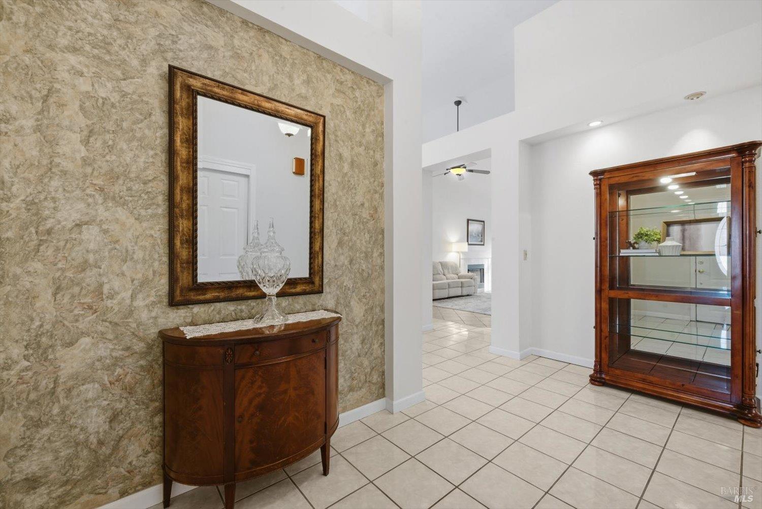207 Laurelwood Way Vacaville CA 95687