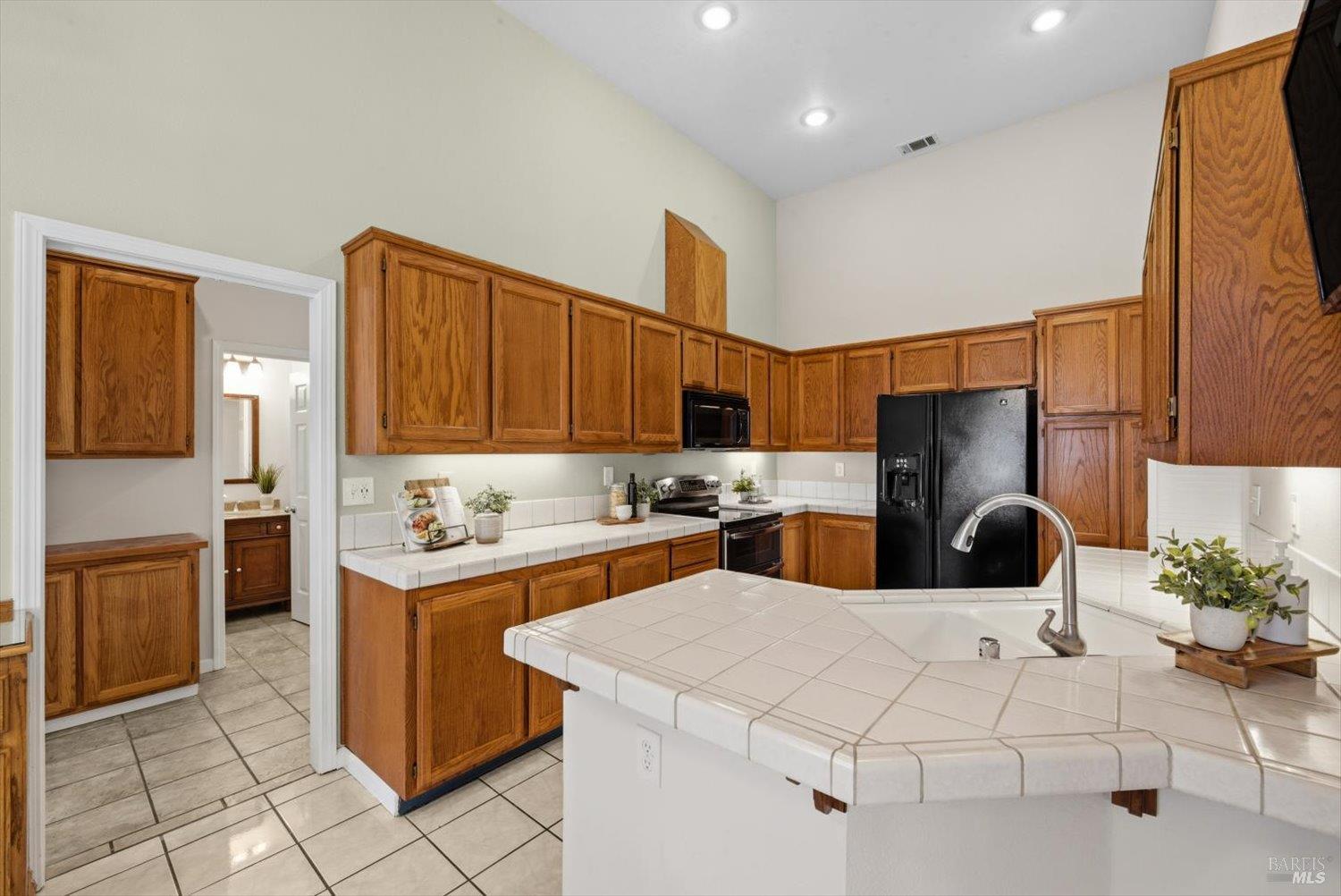 207 Laurelwood Way Vacaville CA 95687