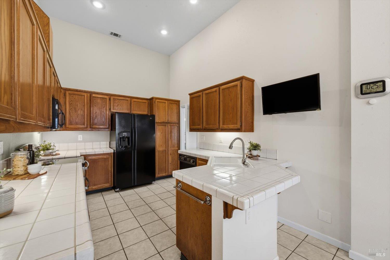 207 Laurelwood Way Vacaville CA 95687