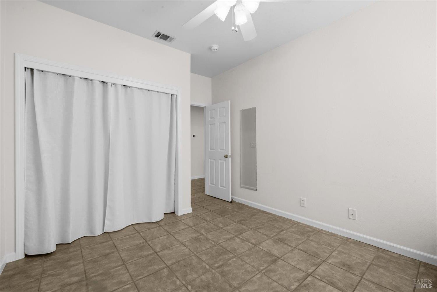 207 Laurelwood Way Vacaville CA 95687