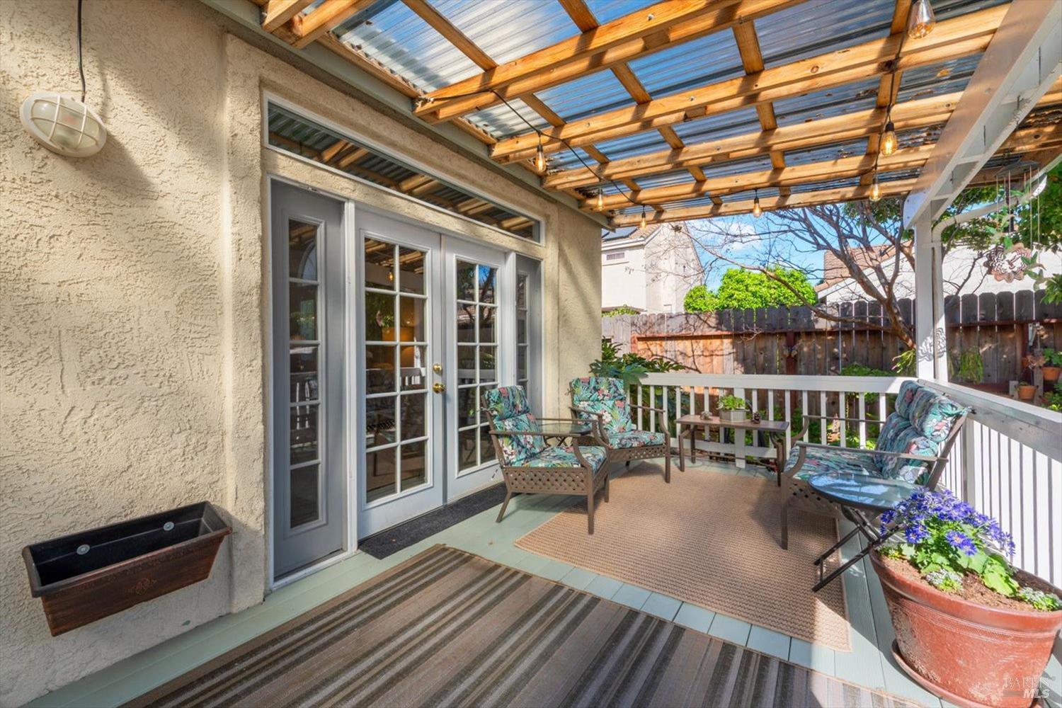 207 Laurelwood Way Vacaville CA 95687