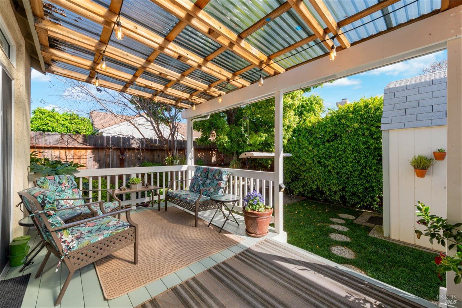 207 Laurelwood Way Vacaville CA 95687