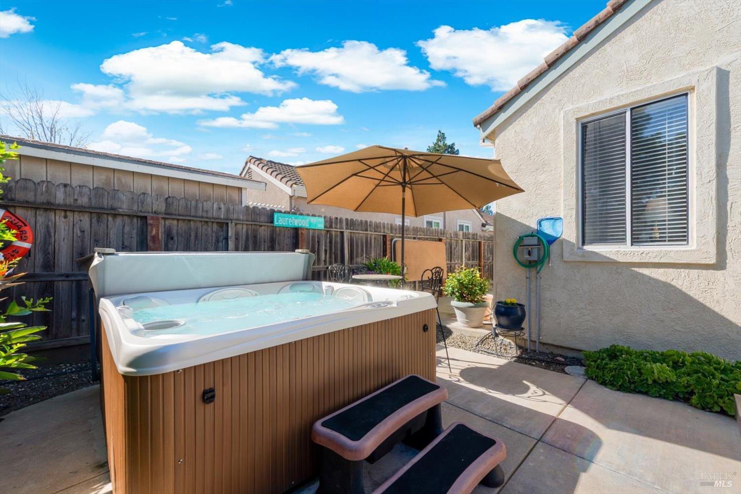 207 Laurelwood Way Vacaville CA 95687