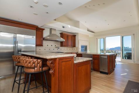 9 Francisco Vista Court Tiburon CA 94920