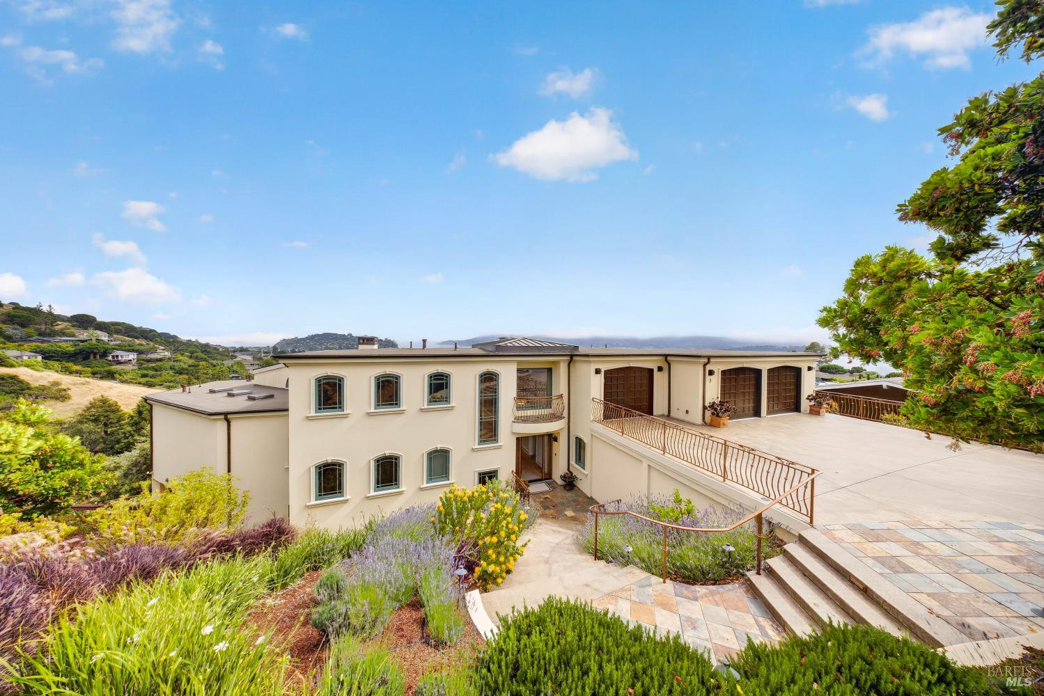 9 Francisco Vista Court Tiburon CA 94920