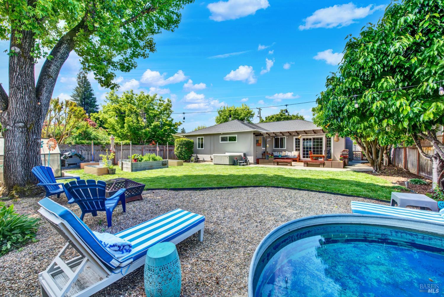2830 Linda Vista Avenue Napa CA 94558