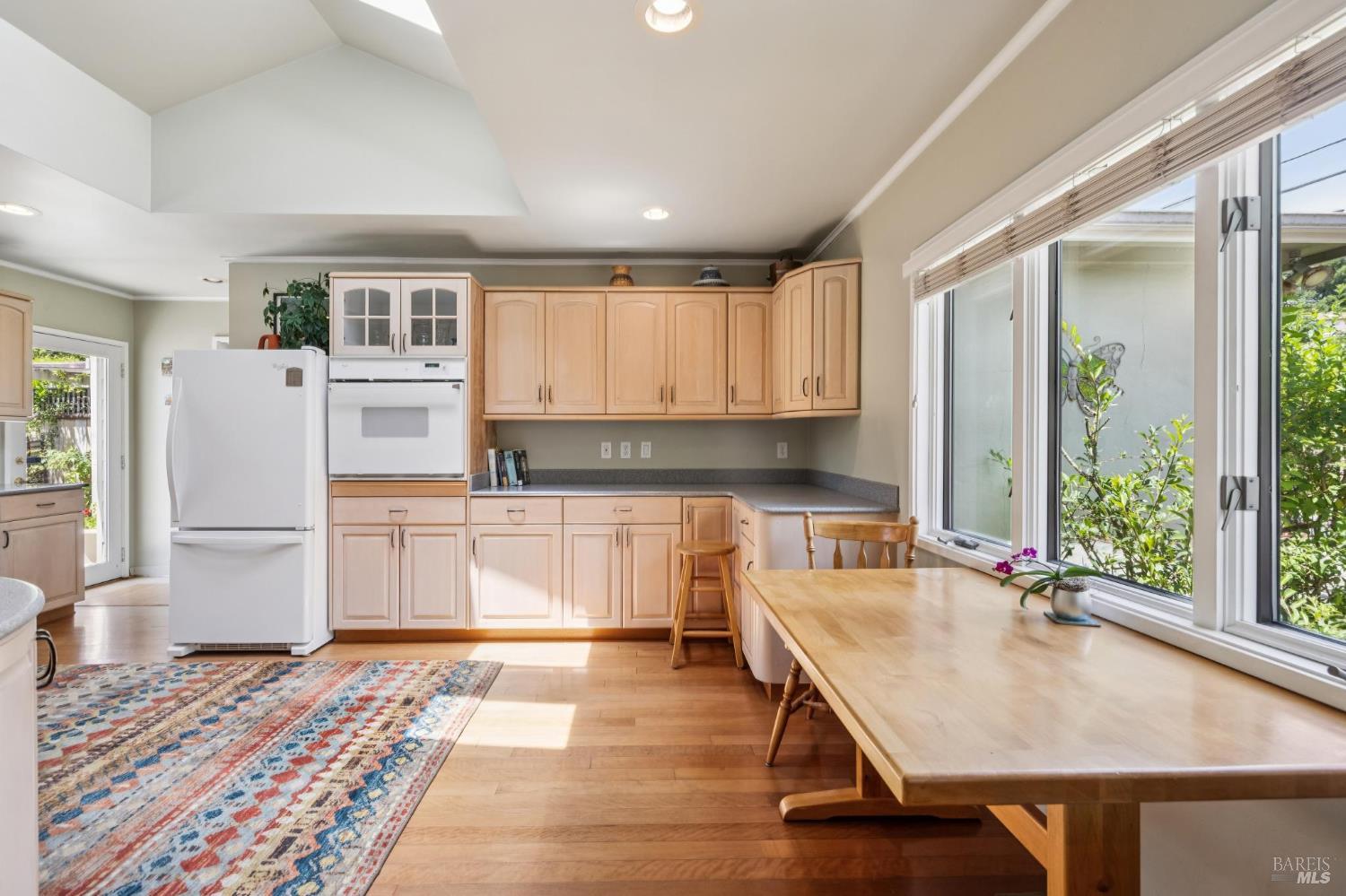 807 Reichert Avenue Novato CA 94945