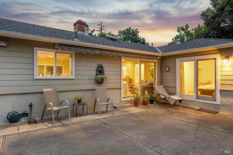 807 Reichert Avenue Novato CA 94945