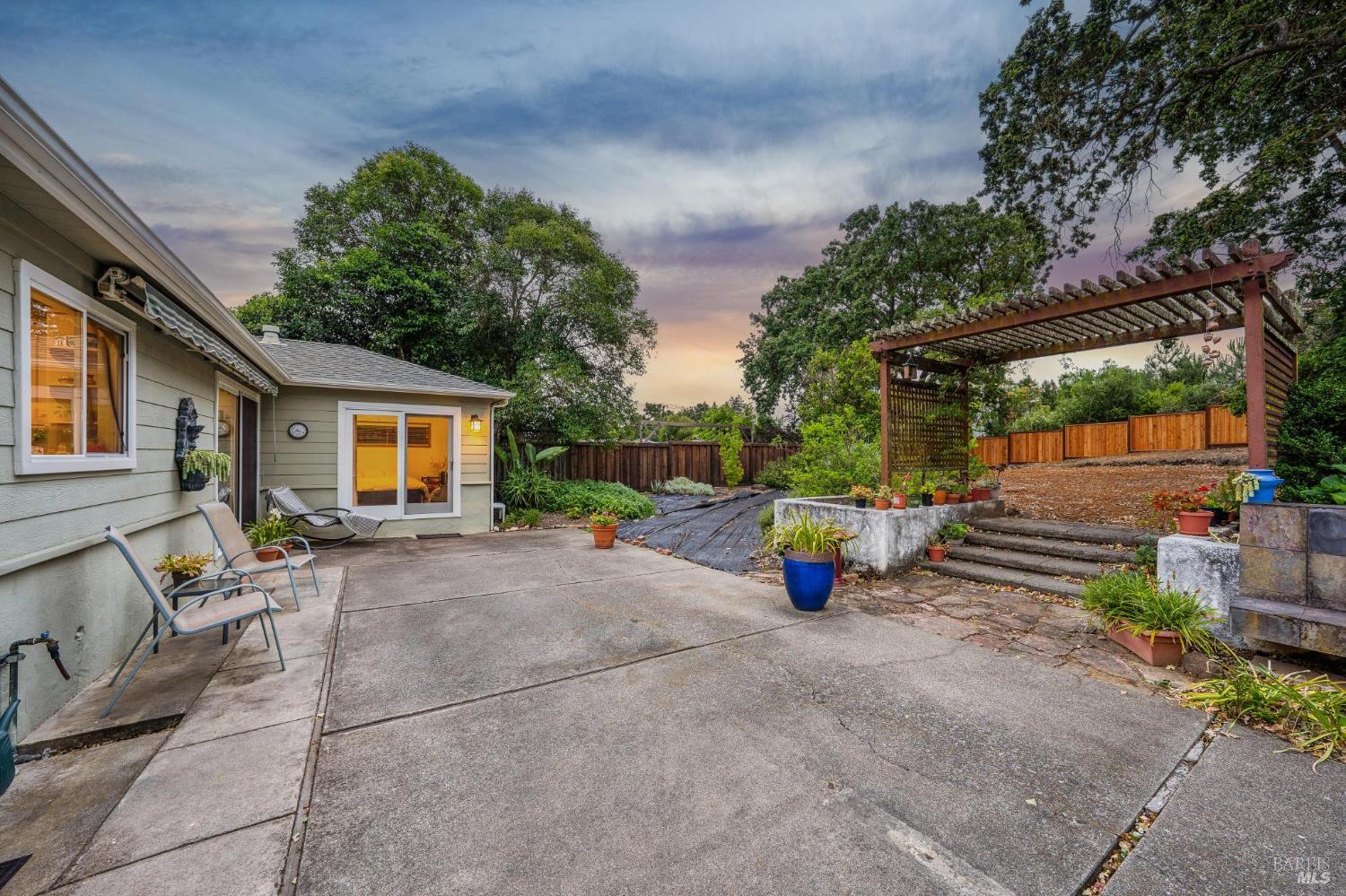 807 Reichert Avenue Novato CA 94945