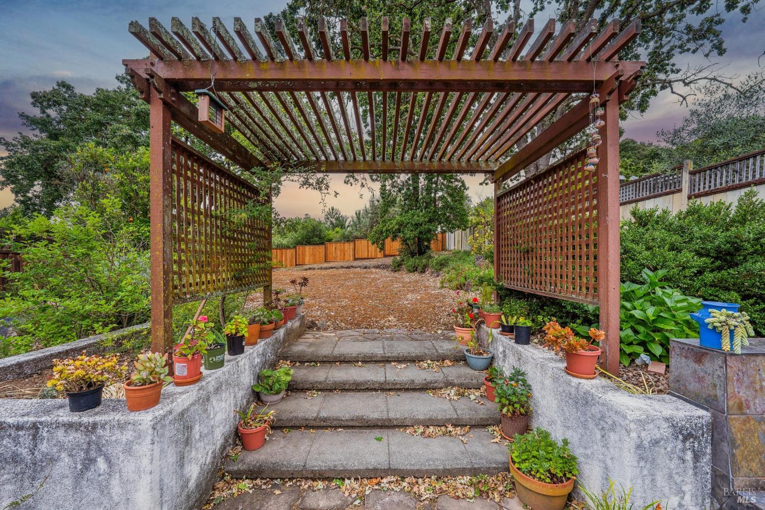 807 Reichert Avenue Novato CA 94945