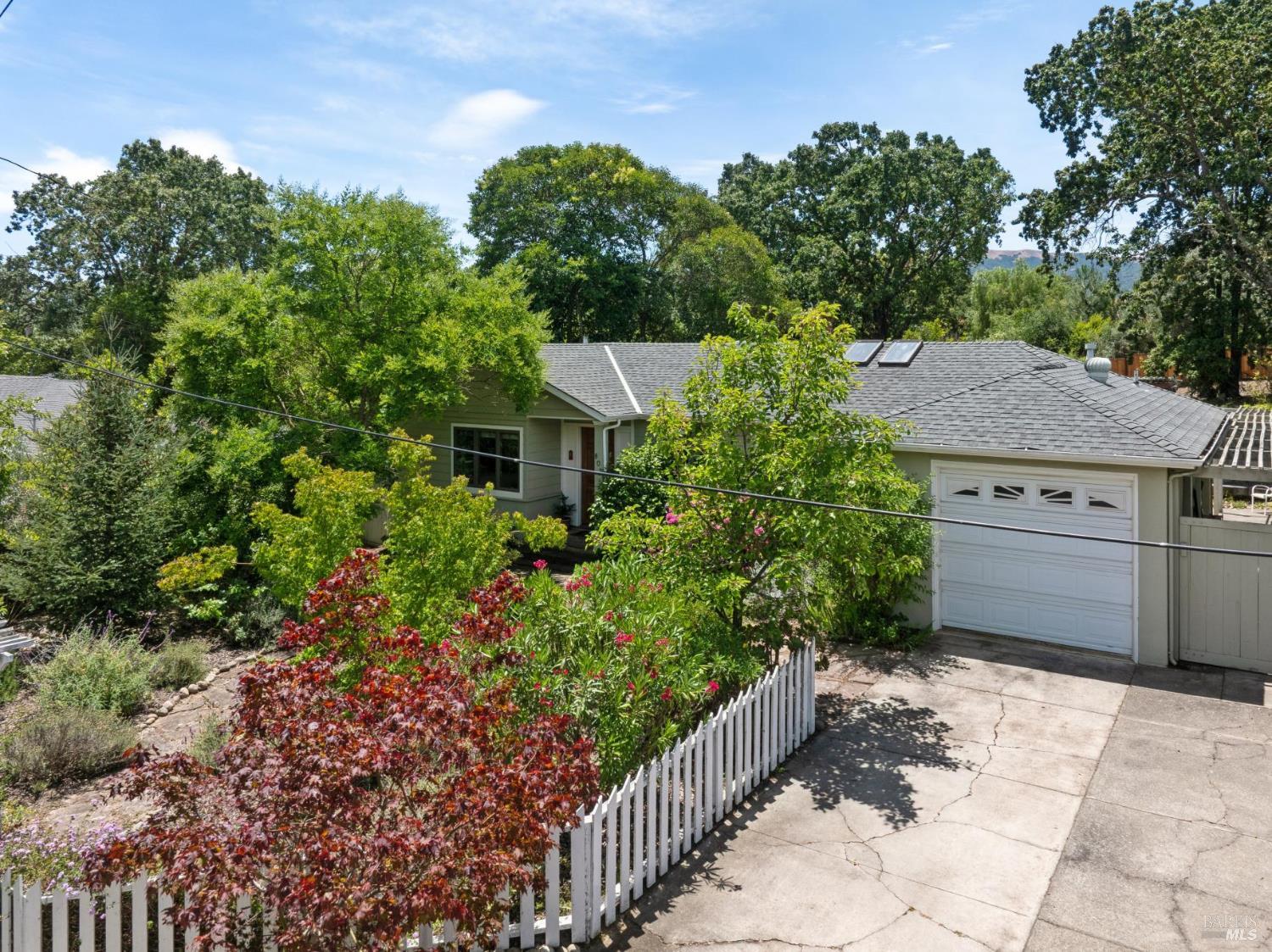 807 Reichert Avenue Novato CA 94945