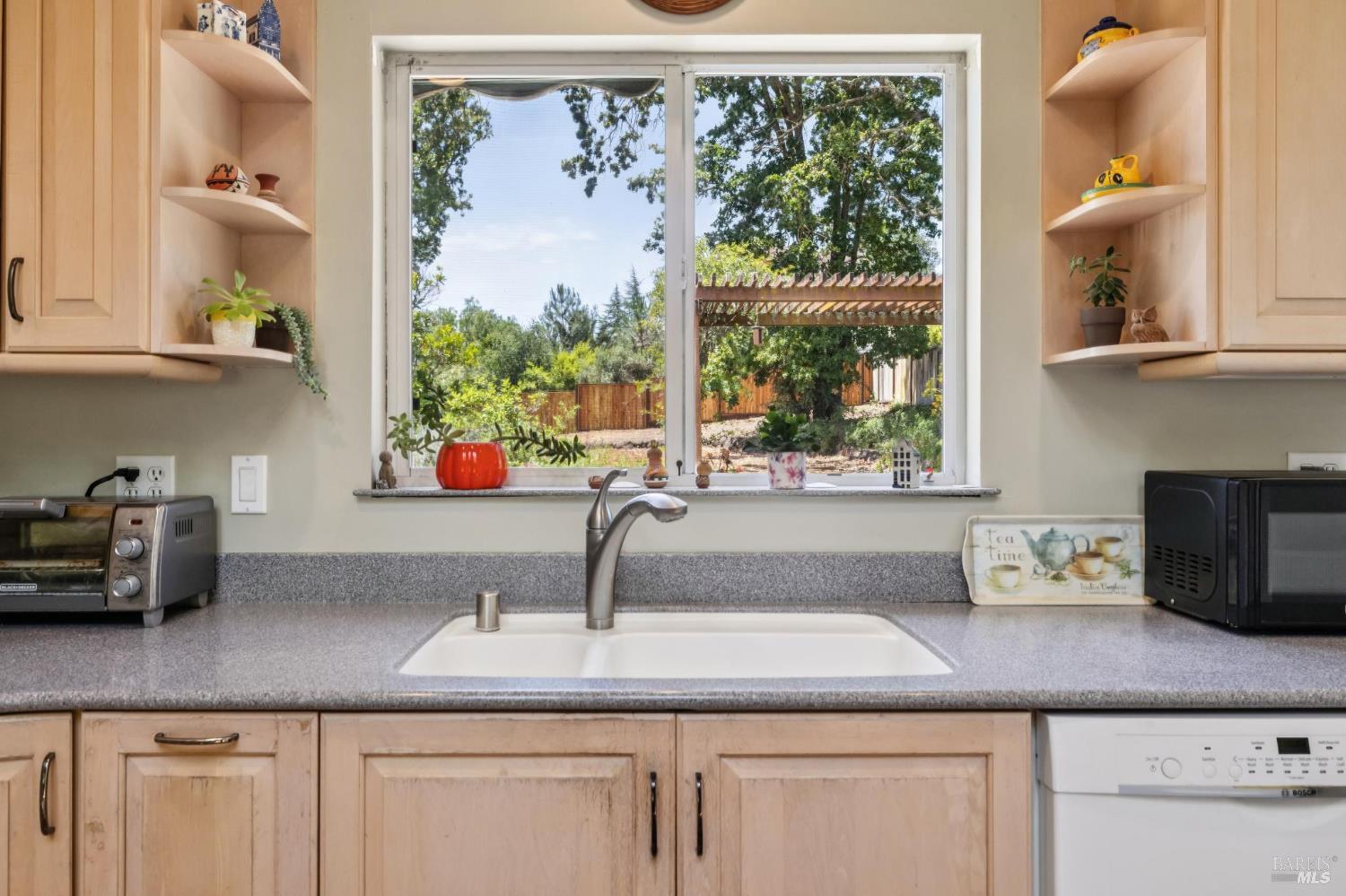 807 Reichert Avenue Novato CA 94945