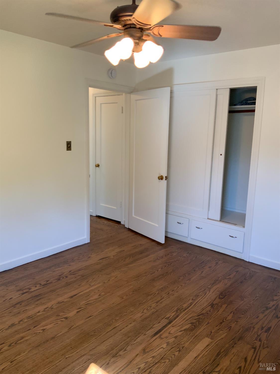 525 Minahen Street N Napa CA 94559