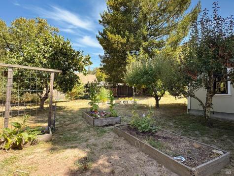 8920 Green Valley Road Sebastopol CA 95472