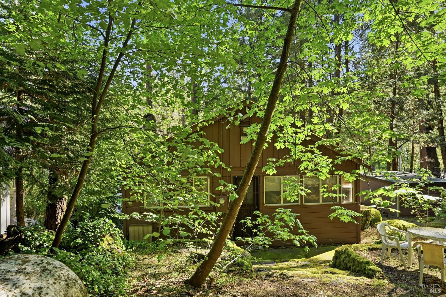 16221 Bottle Rock Road Cobb CA 95426