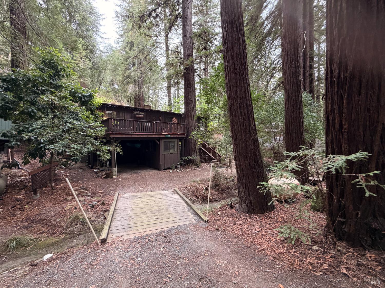 11659 Saratoga Avenue Guerneville CA 95436