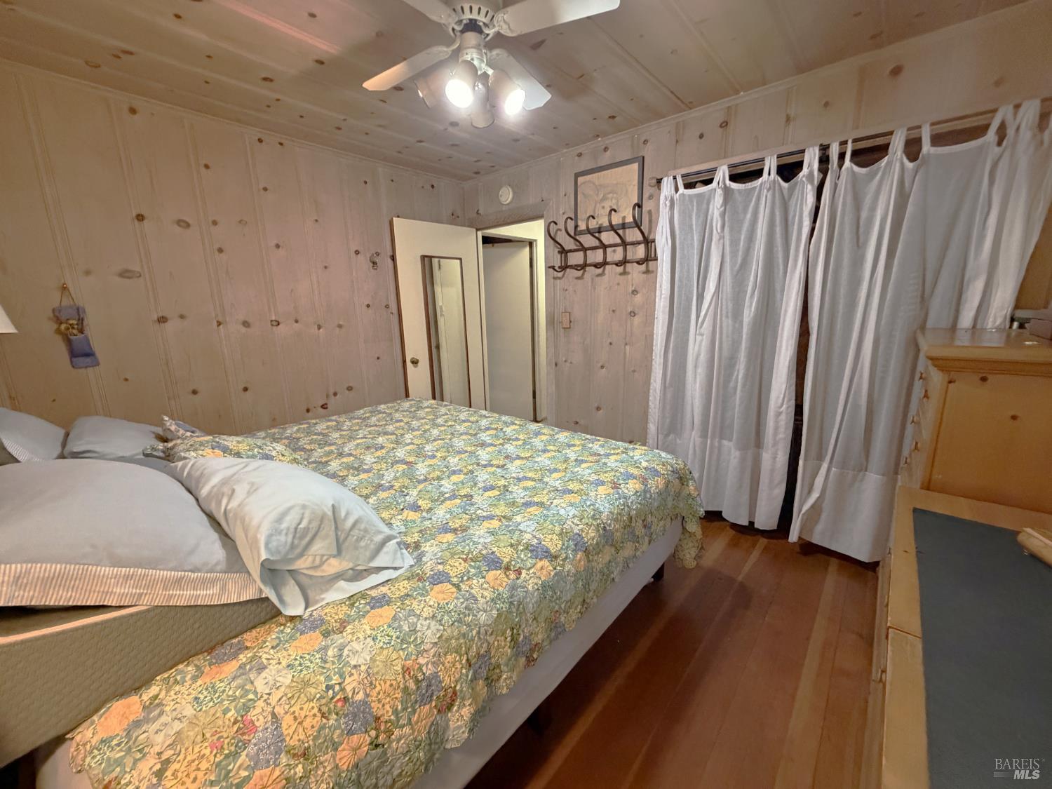 11659 Saratoga Avenue Guerneville CA 95436