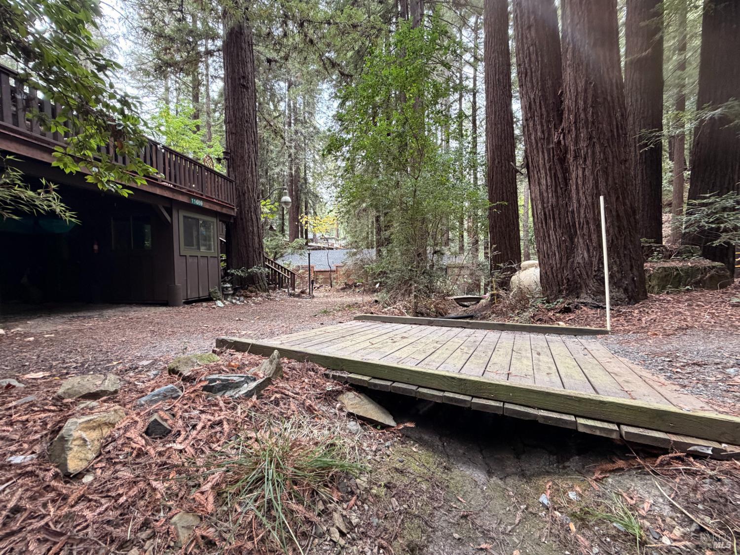 11659 Saratoga Avenue Guerneville CA 95436