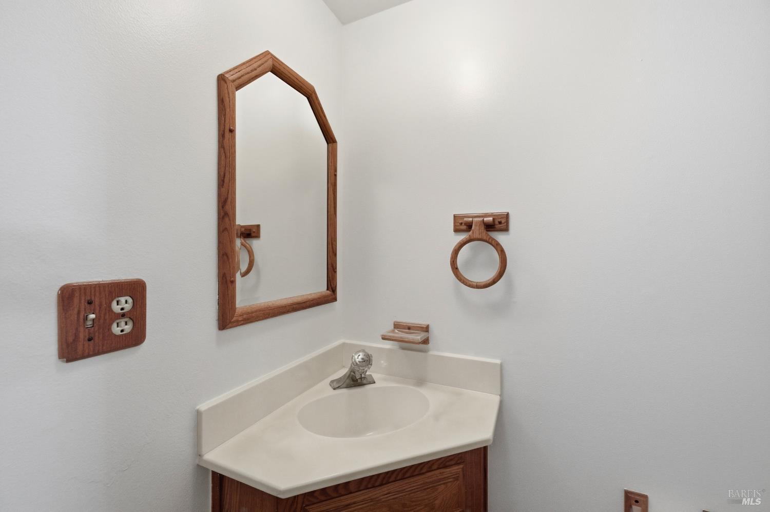 4906 Oakbrook Court Fairfield CA 94534