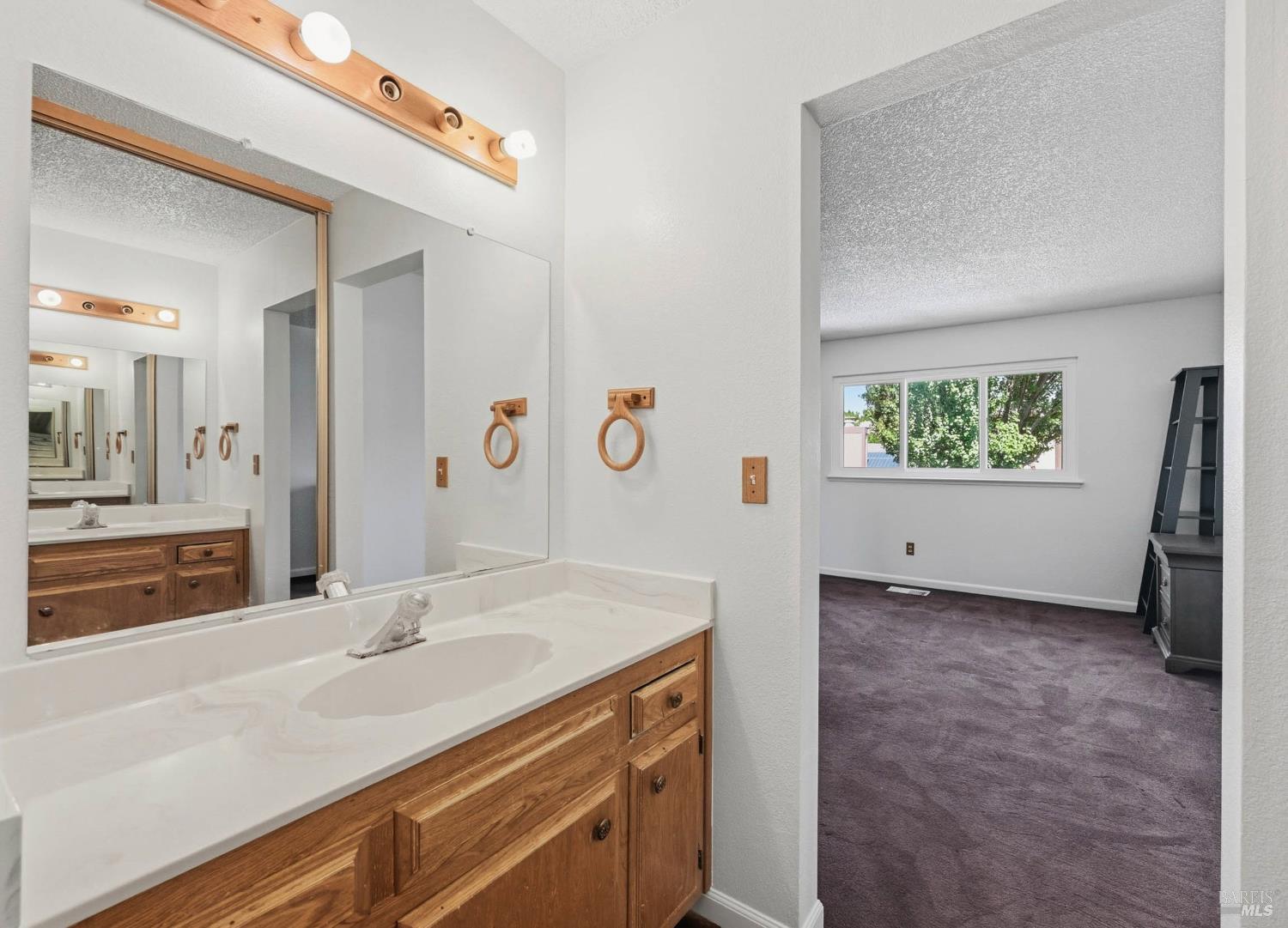 4906 Oakbrook Court Fairfield CA 94534