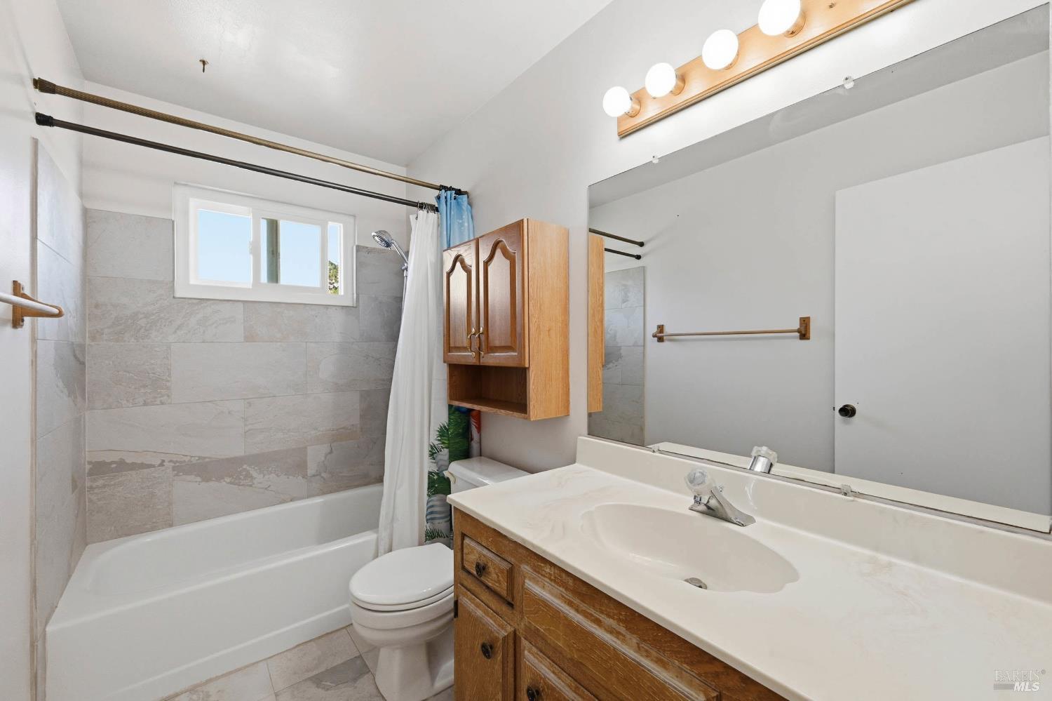4906 Oakbrook Court Fairfield CA 94534