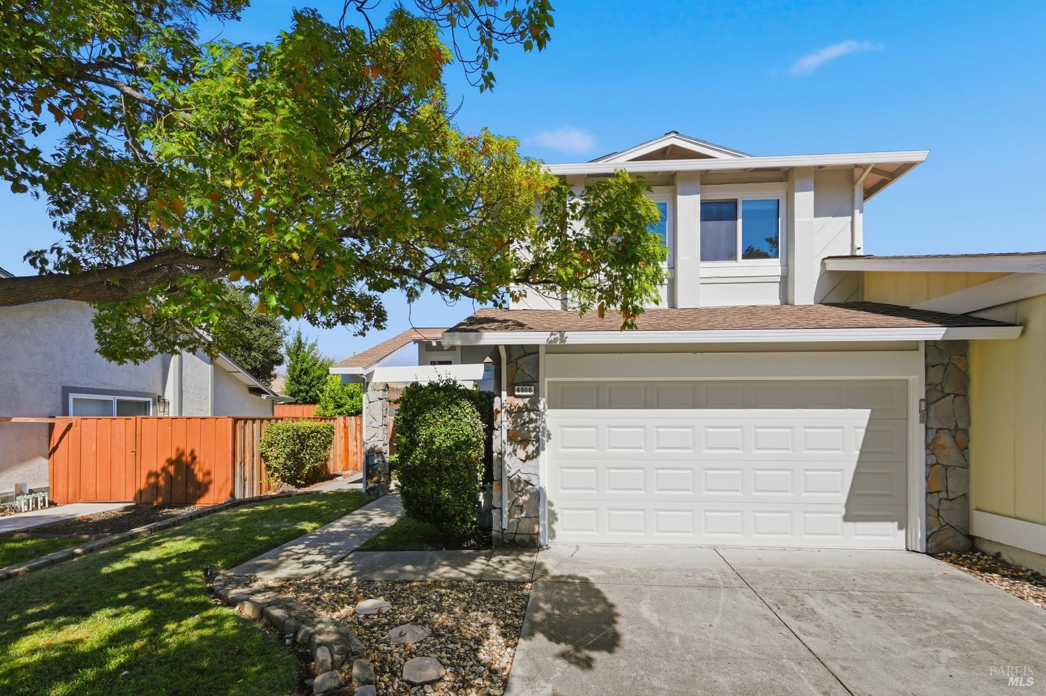 4906 Oakbrook Court Fairfield CA 94534