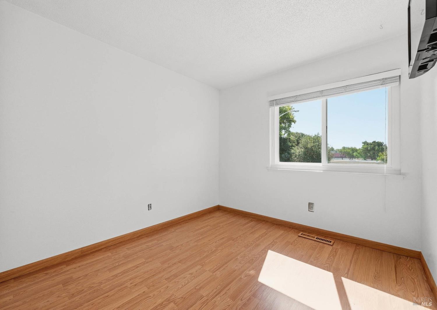 4906 Oakbrook Court Fairfield CA 94534