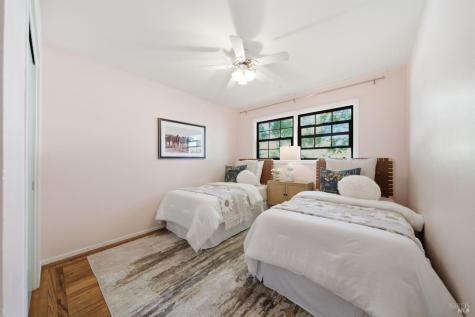 1103 Michigan Drive Santa Rosa CA 95405