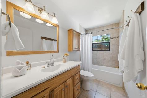 1103 Michigan Drive Santa Rosa CA 95405