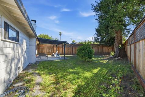 1103 Michigan Drive Santa Rosa CA 95405
