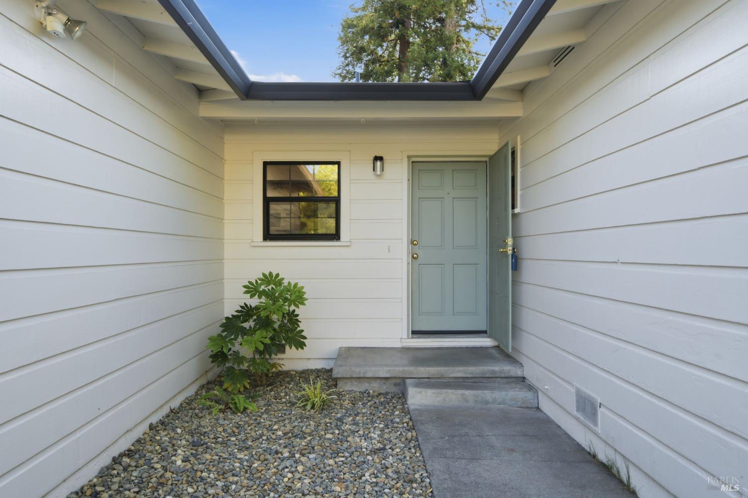 1103 Michigan Drive Santa Rosa CA 95405
