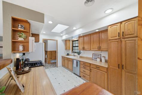 1103 Michigan Drive Santa Rosa CA 95405