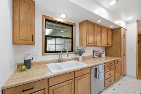 1103 Michigan Drive Santa Rosa CA 95405