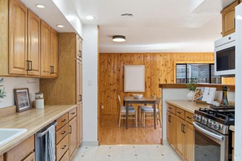 1103 Michigan Drive Santa Rosa CA 95405
