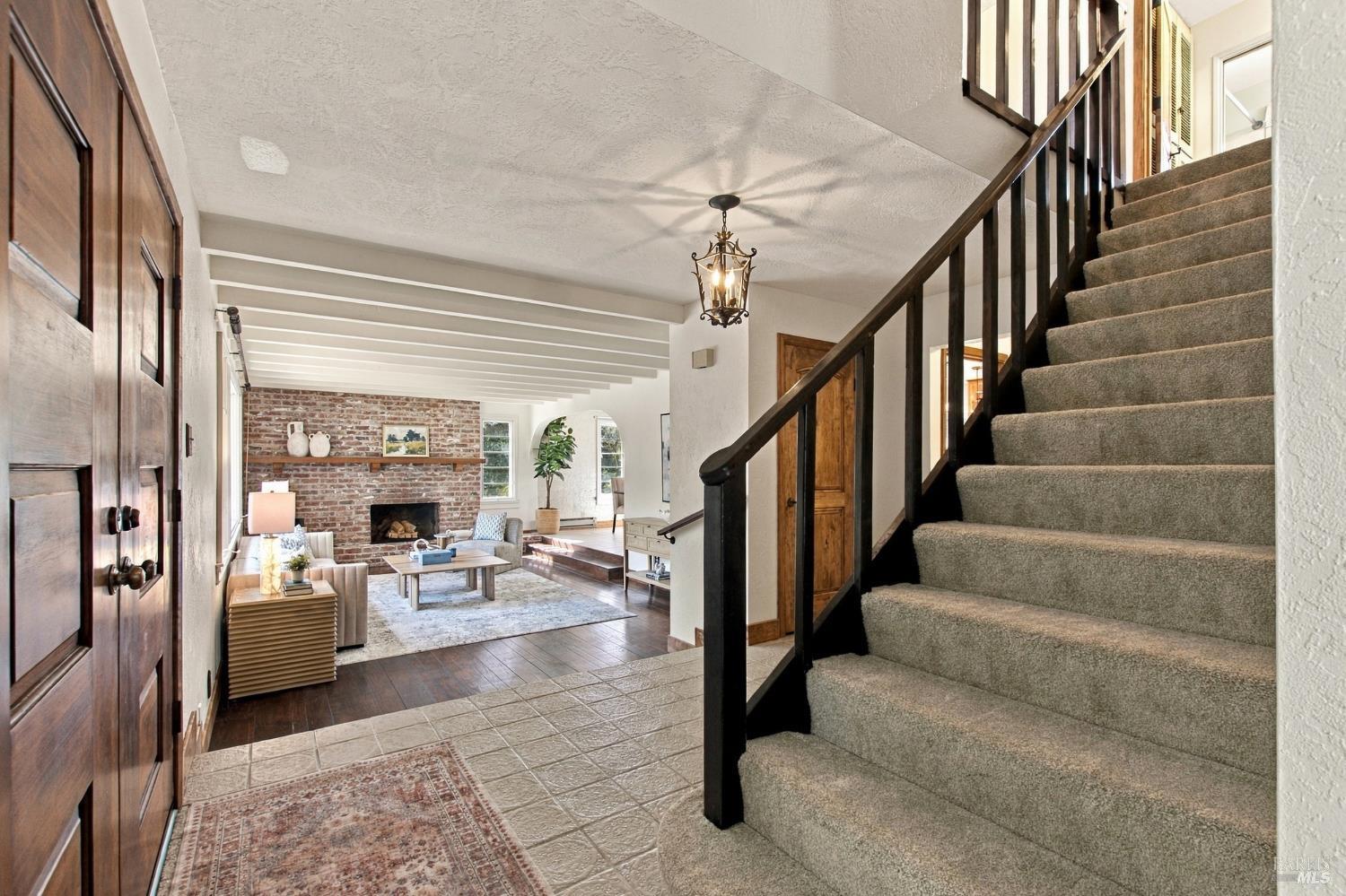1225 Olive Hill Lane Napa CA 94558