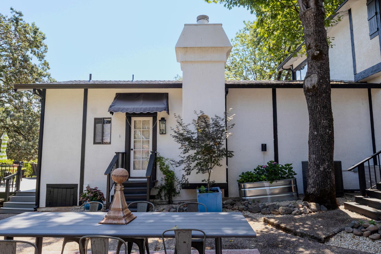 27689 Table Meadow Road Auburn CA 95602