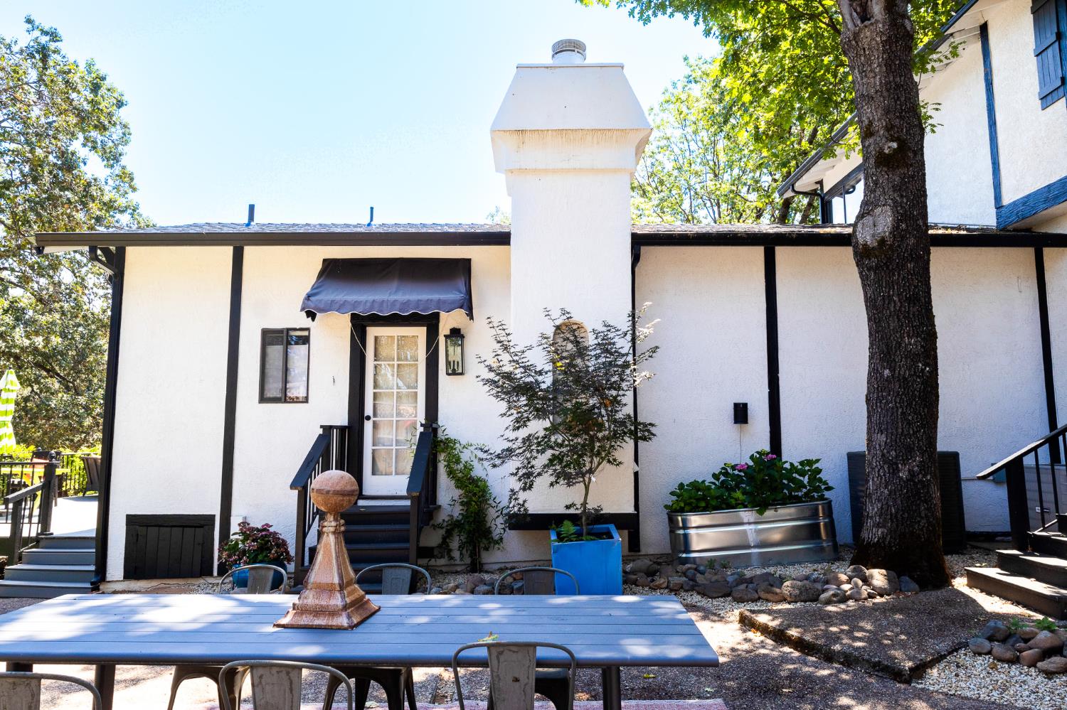 27689 Table Meadow Road Auburn CA 95602