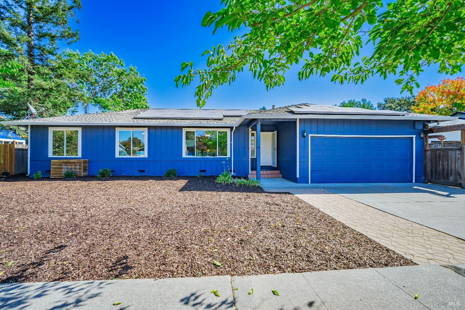 1820 Holiday Street Santa Rosa CA 95403