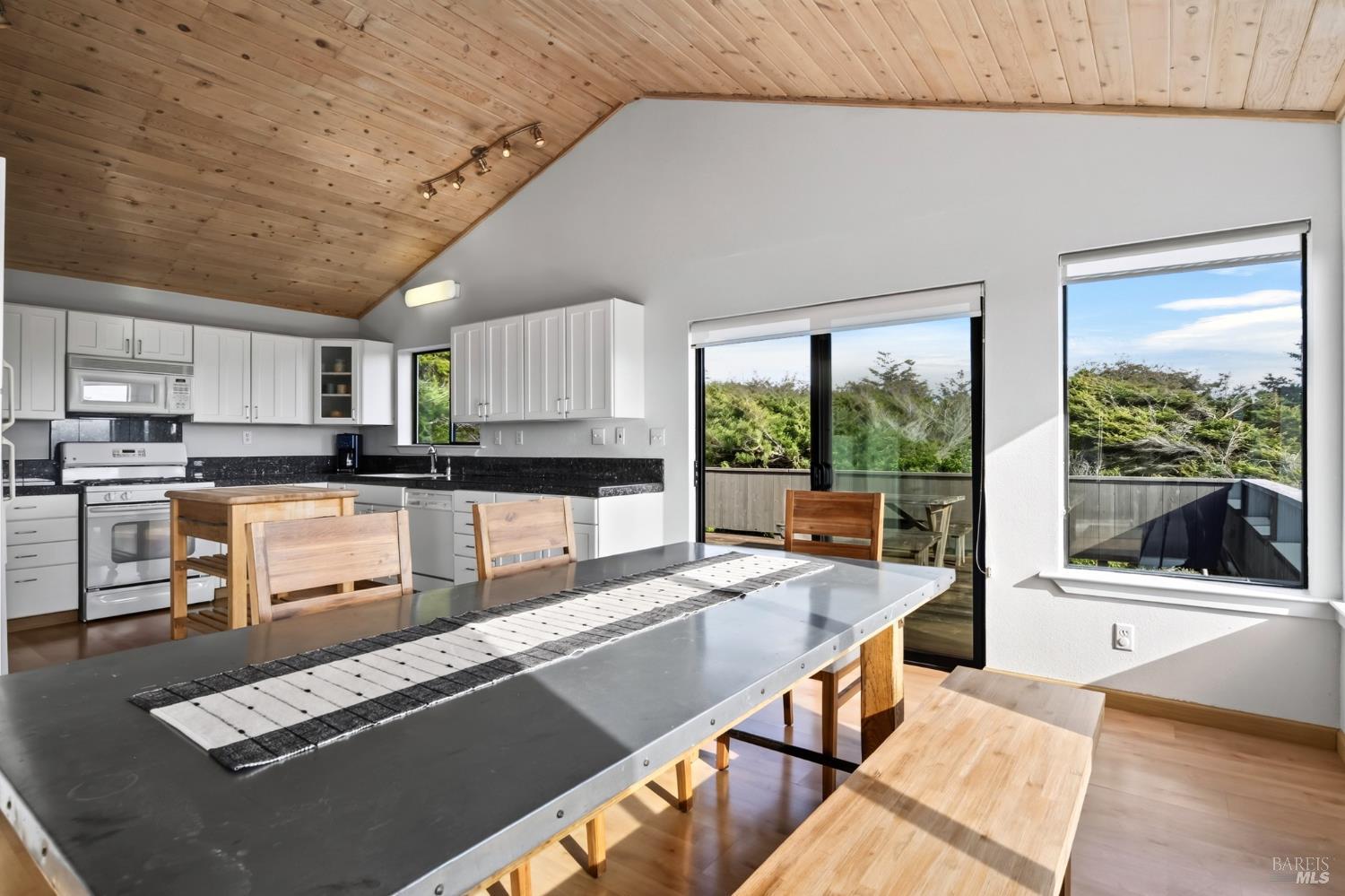 226 White Tail The Sea Ranch CA 95497