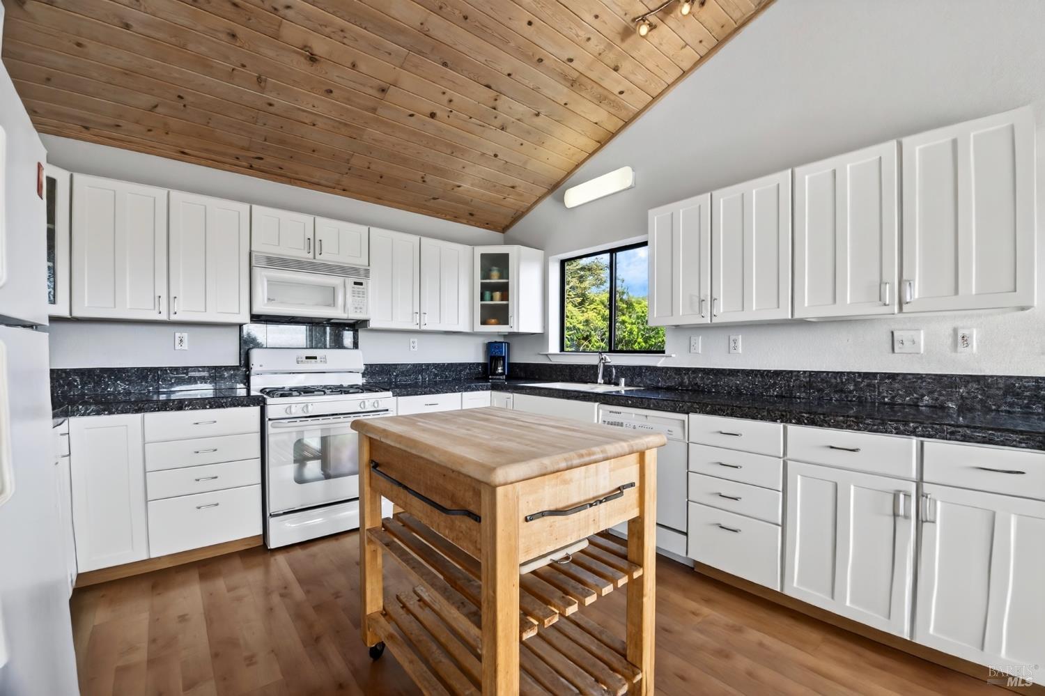 226 White Tail The Sea Ranch CA 95497