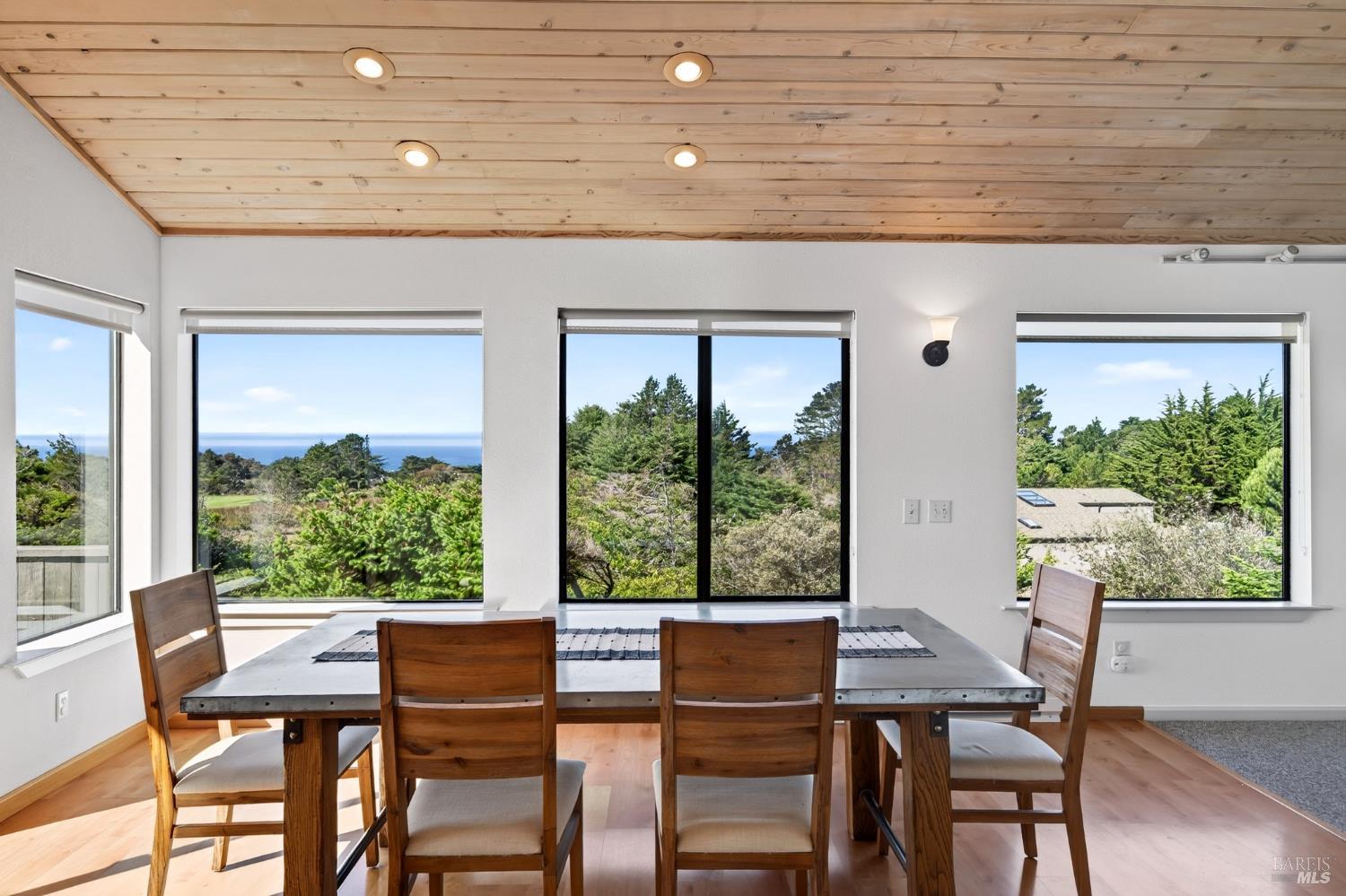 226 White Tail The Sea Ranch CA 95497