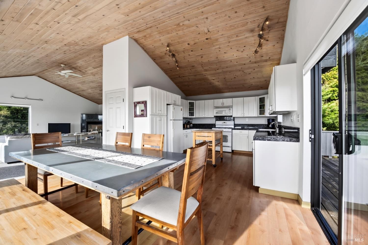 226 White Tail The Sea Ranch CA 95497